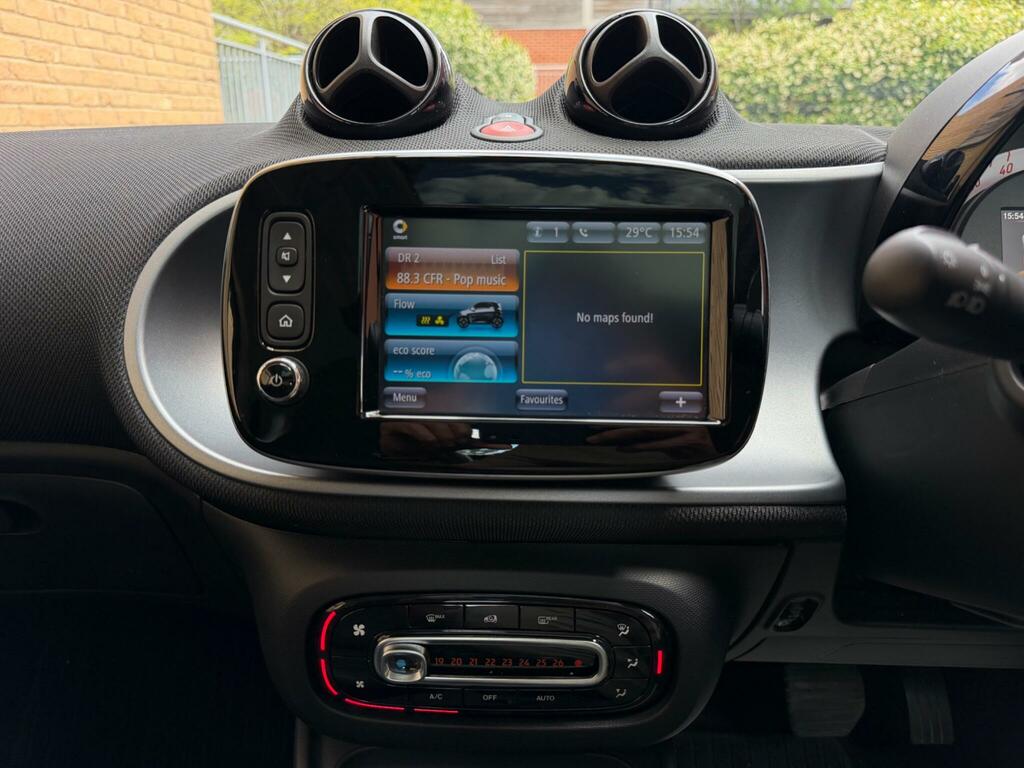 Smart Fortwo 0.9 Disturbing London Edition Premium T 90 Bhp Black #16