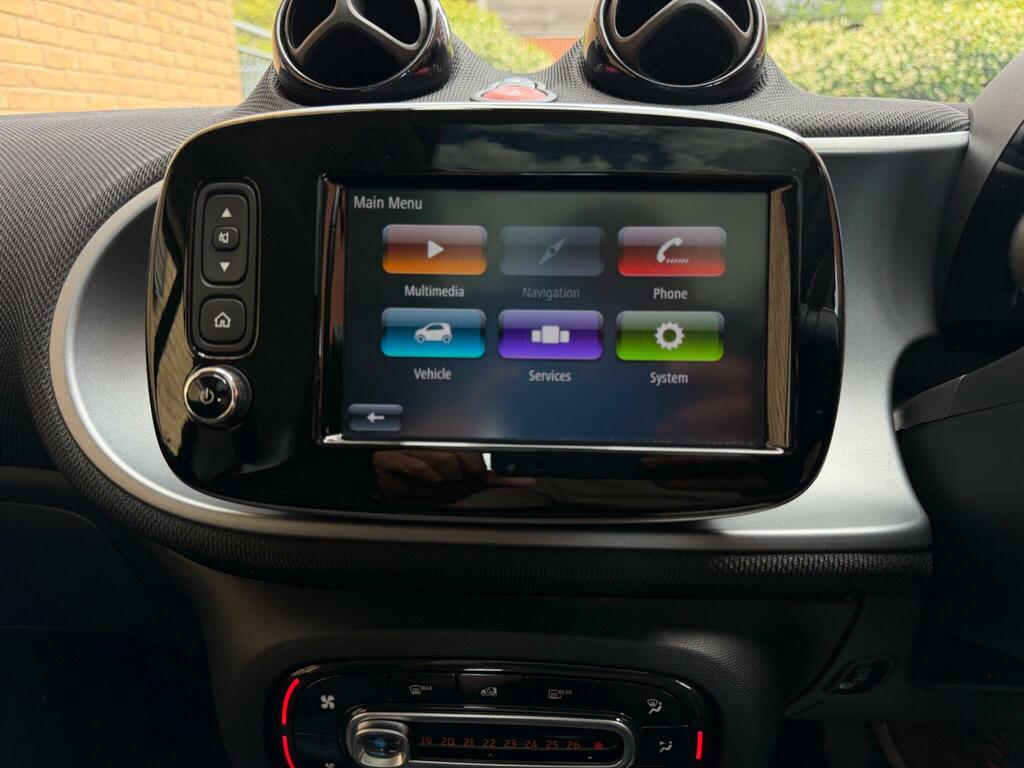 Smart Fortwo 0.9 Disturbing London Edition Premium T 90 Bhp Black #19