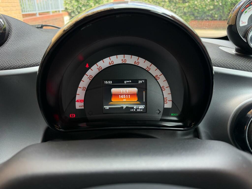 Smart Fortwo 0.9 Disturbing London Edition Premium T 90 Bhp Black #27