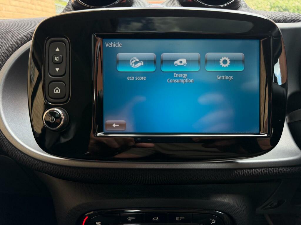 Smart Fortwo 0.9 Disturbing London Edition Premium T 90 Bhp Black #22