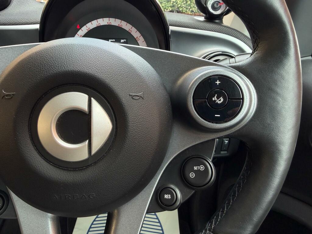 Smart Fortwo 0.9 Disturbing London Edition Premium T 90 Bhp Black #15