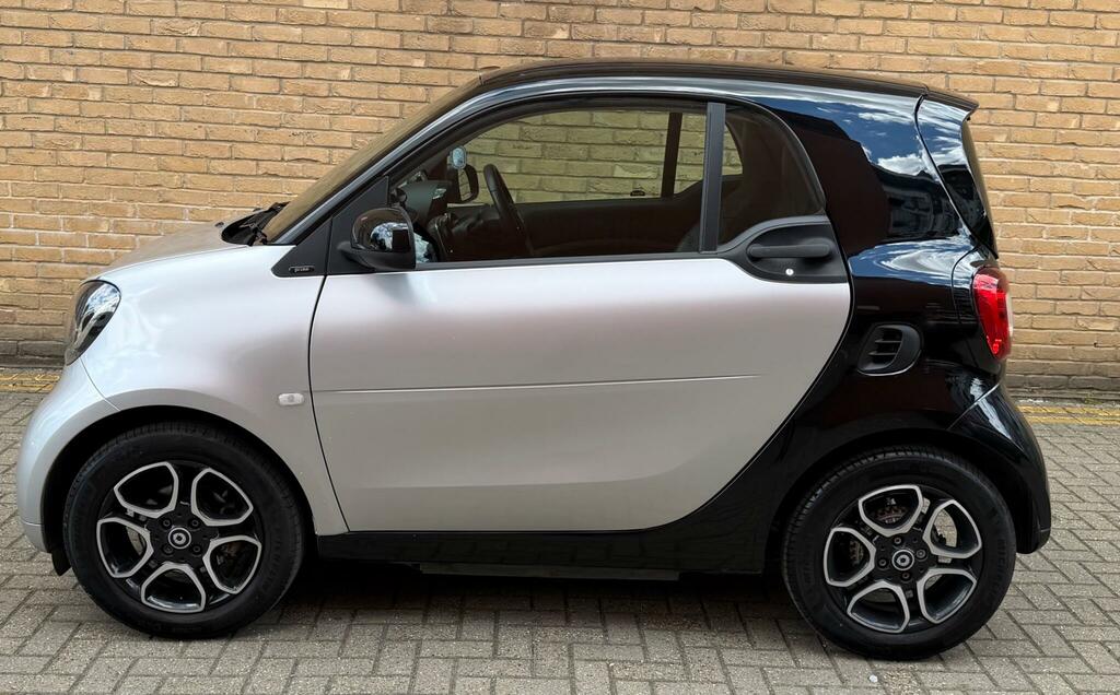 Smart Fortwo 0.9 Disturbing London Edition Premium T 90 Bhp Black #8