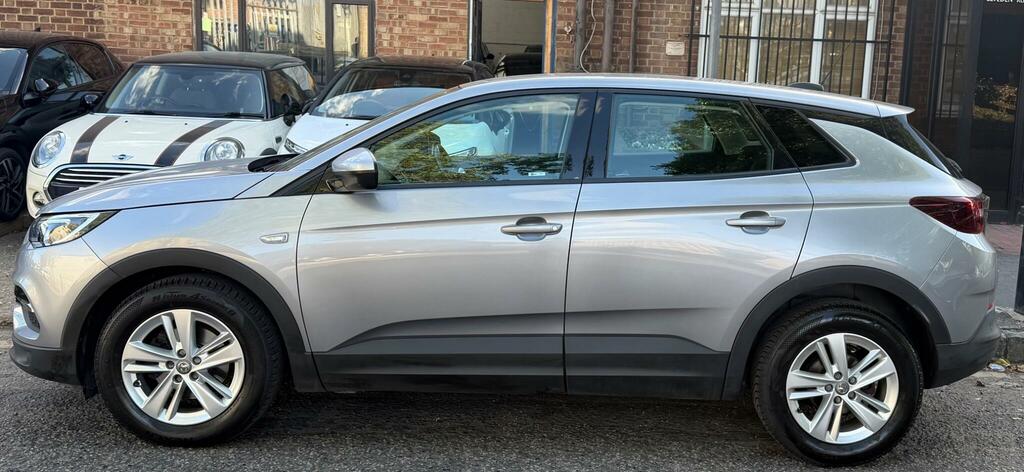 Vauxhall Grandland X X Sport Nav 1.5 T D Grey #9