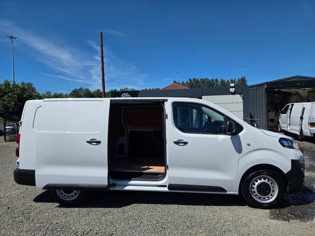 Vauxhall Vivaro Panel Van 1.5 Turbo D 2900 Prime L2 H1 Euro 6 Ss DL23YOC White #4
