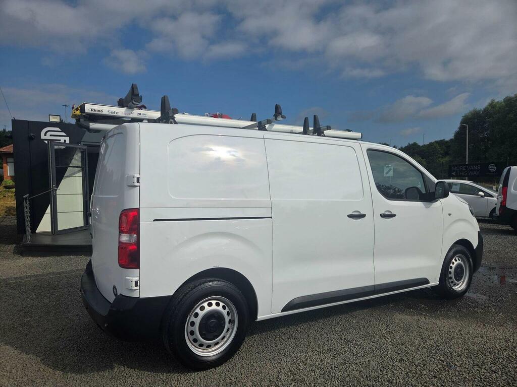 Vauxhall Vivaro Panel Van 1.5 Turbo D 2900 Edition L1 H1 Euro 6 S MF20HGD White #4