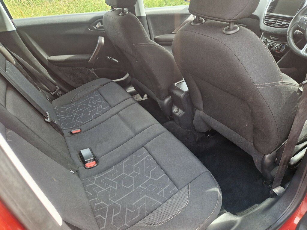 Peugeot 2008 1.6 Bluehdi 100 Allure White #8