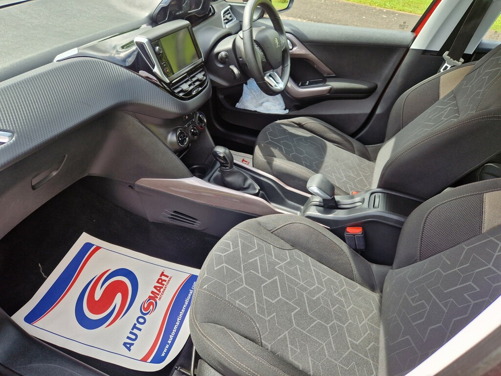 Peugeot 2008 Active  #5