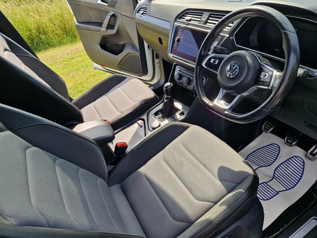 Volkswagen Tiguan R-line Tdi Bmt 4Motion CE18UMZ #6