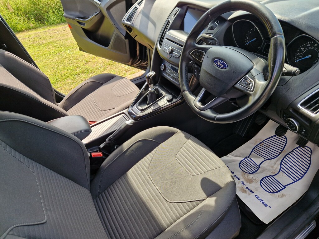 Ford Focus Titanium VK67GHV #5