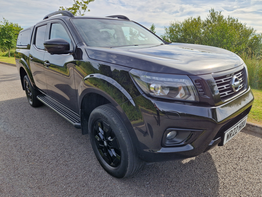 Nissan Navara Dci N-guard Shr Dcb With Sunroof White #26
