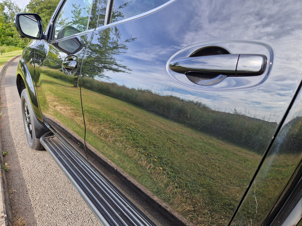 Nissan Navara Dci N-guard Shr Dcb With Sunroof White #18
