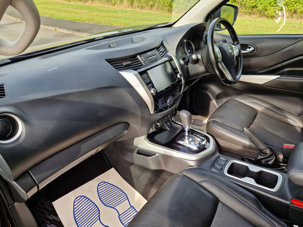 Nissan Navara Dci N-guard Shr Dcb With Sunroof White #14