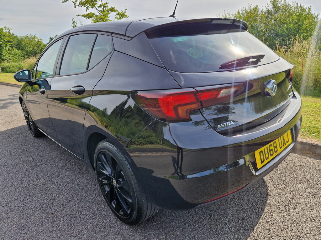 Vauxhall Astra Design #3