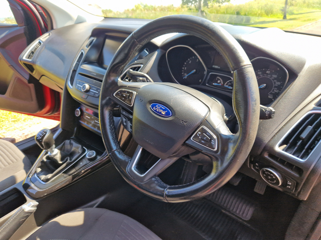 Ford Focus Titanium Tdci  #4