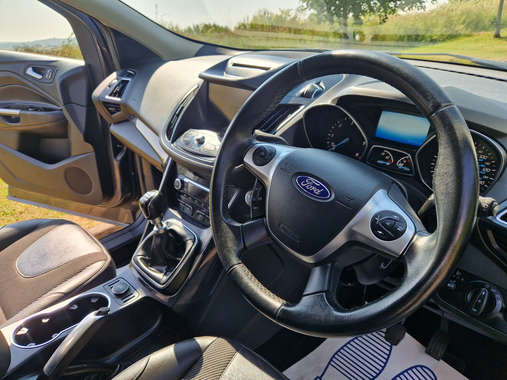 Ford Kuga Titanium Tdci  #4