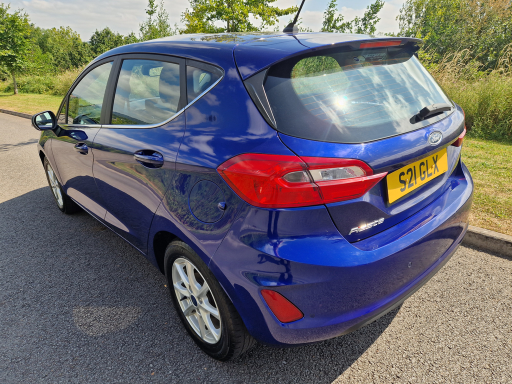 Ford Fiesta Zetec #4