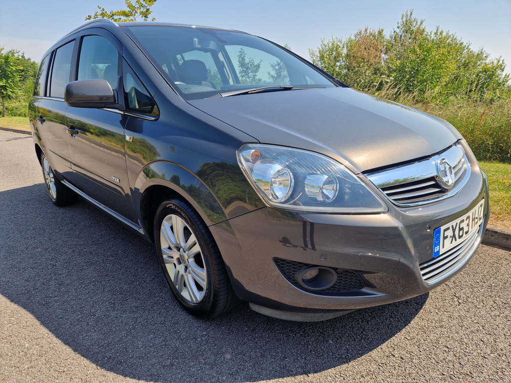 Vauxhall Zafira Design Nav 