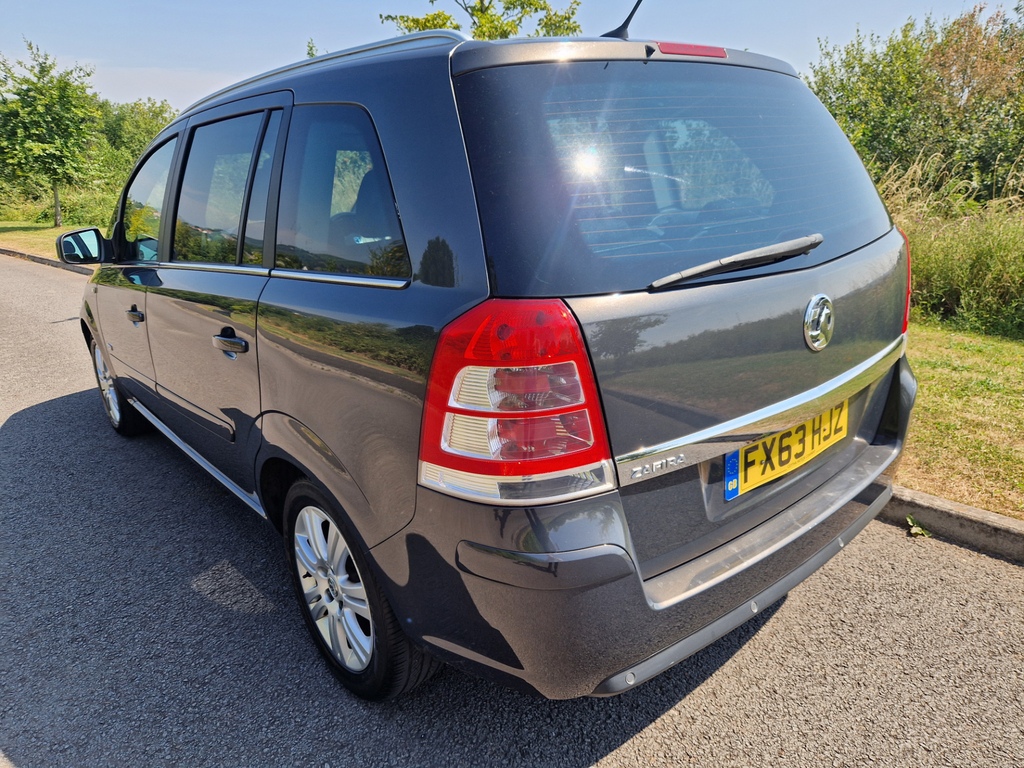 Vauxhall Zafira Design Nav  #4