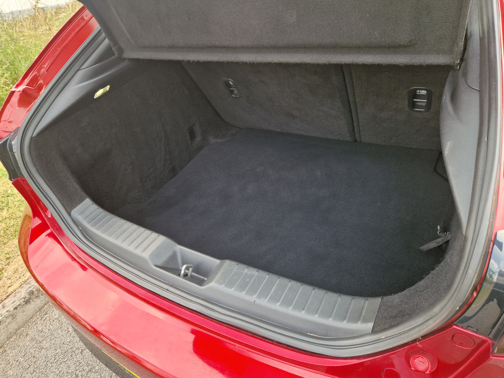 Mazda 3 2.0 Skyactiv G Mhev Se-l Lux Grey #9