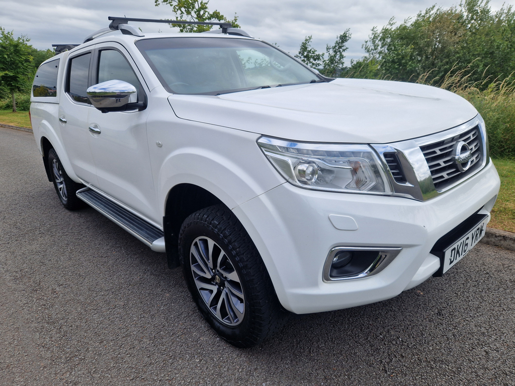 Nissan Navara Dci Tekna 4X4 Shr Dcb White