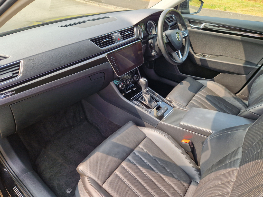 Skoda Superb 2.0L Se Technology Tdi 148 Bhp Grey #12