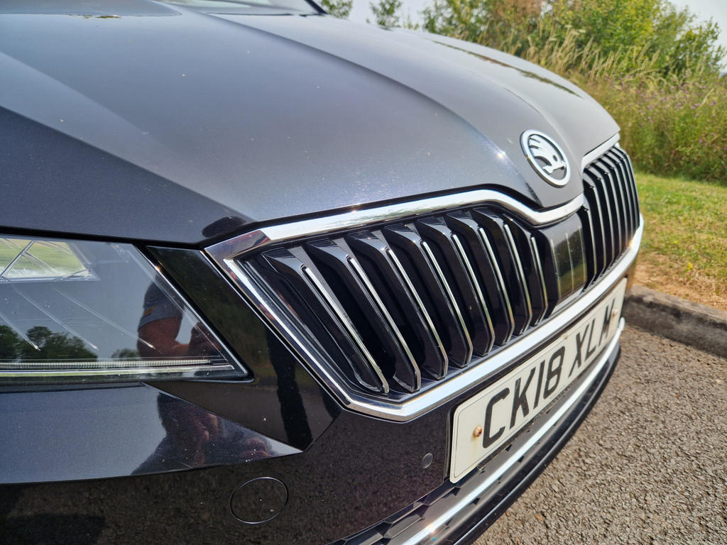 Skoda Superb 2.0L Se Technology Tdi 148 Bhp Grey #21