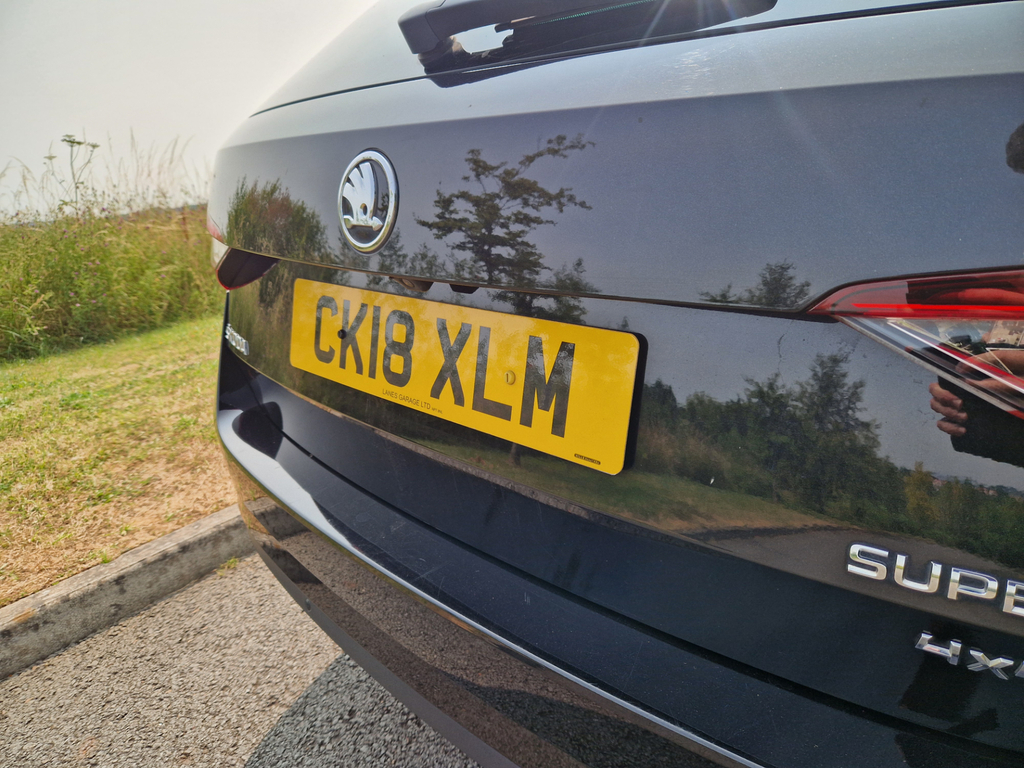 Skoda Superb 2.0L Se Technology Tdi 148 Bhp Grey #16