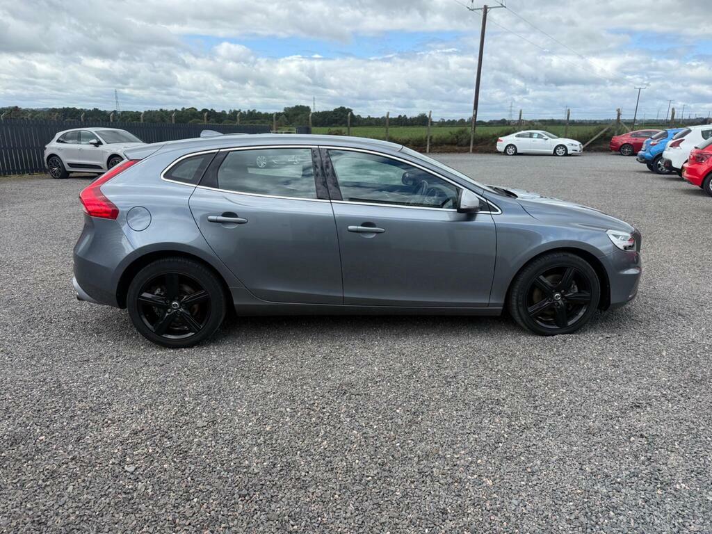 Volvo V40 2.0 T2 R-design Nav Plus Euro 6 S S Grey #5
