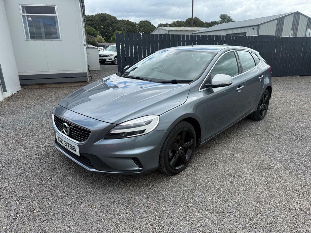 Volvo V40 2.0 T2 R-design Nav Plus Euro 6 S S Grey #2