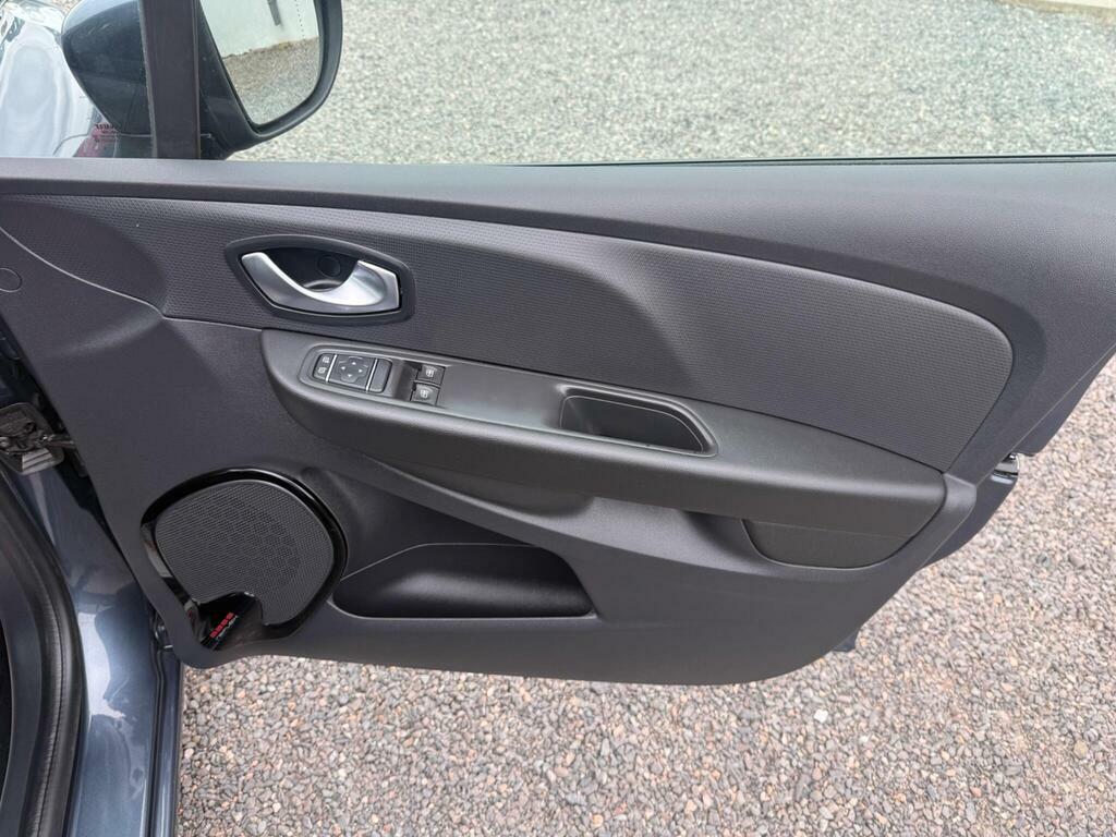 Renault Clio 1.5 Dci Signature Nav Euro 6 S S Black #11