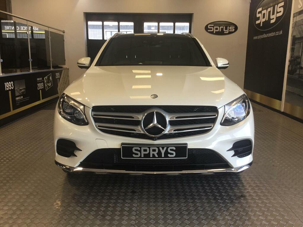 Mercedes-Benz GLC Class 2.1 Glc250d Amg Line Premium Plus G-tronic 4Mati White #3