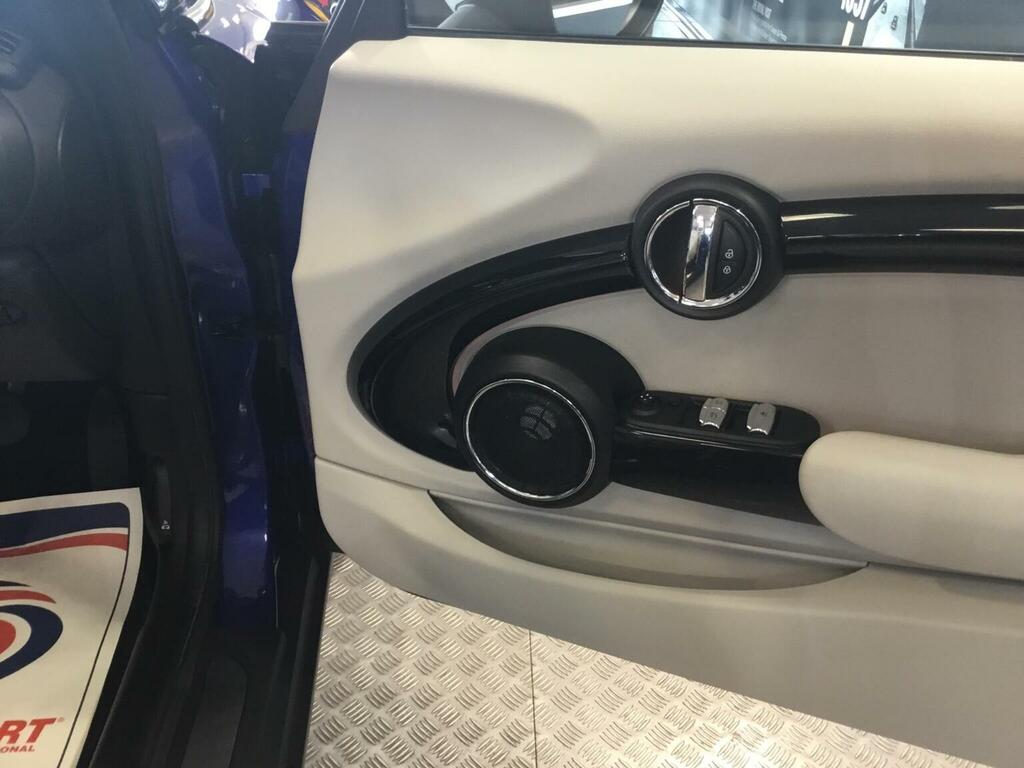 Mini Convertible 1.5 Cooper Convertible Euro 6 S White #30