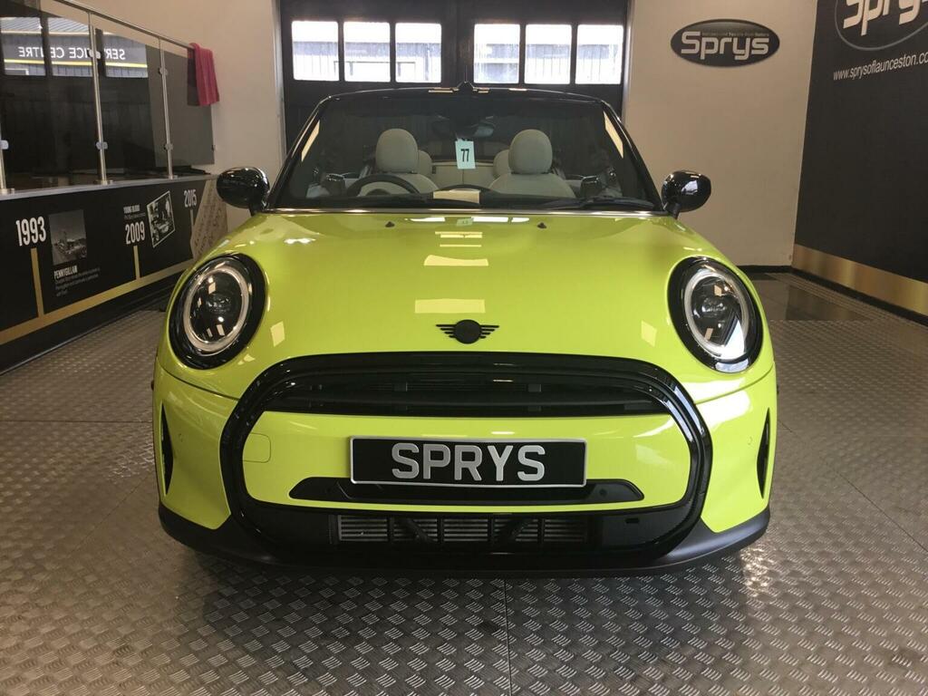 Mini Convertible 1.5 Cooper Exclusive Steptronic Euro 6 Ss Yellow #3