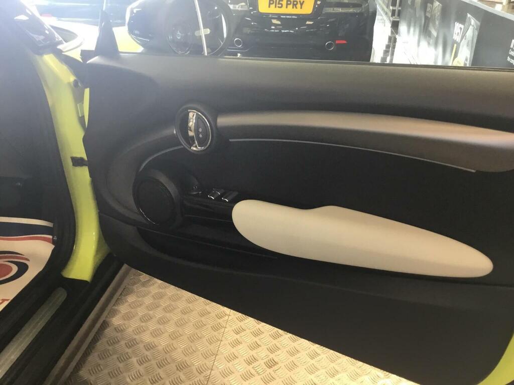 Mini Convertible F57 Mini Cooper S Exclusive Lci II White #31
