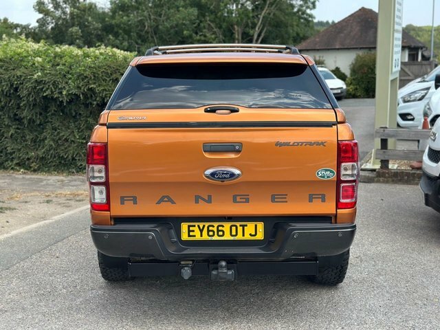Ford Ranger Pick Up Double Cab White #31
