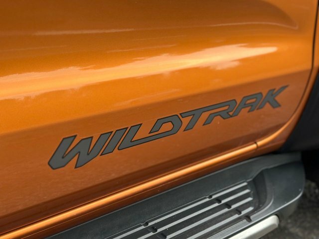 Ford Ranger Pick Up Double Cab White #40