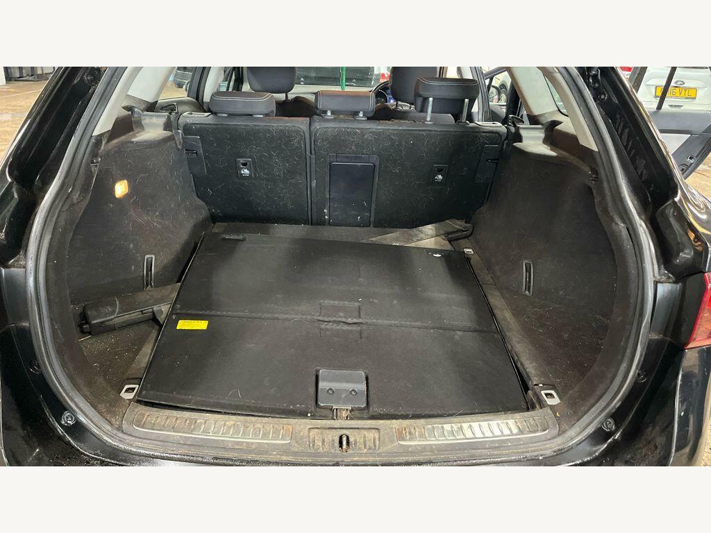 Toyota Avensis 1.6 D-4d Active Euro Black #10