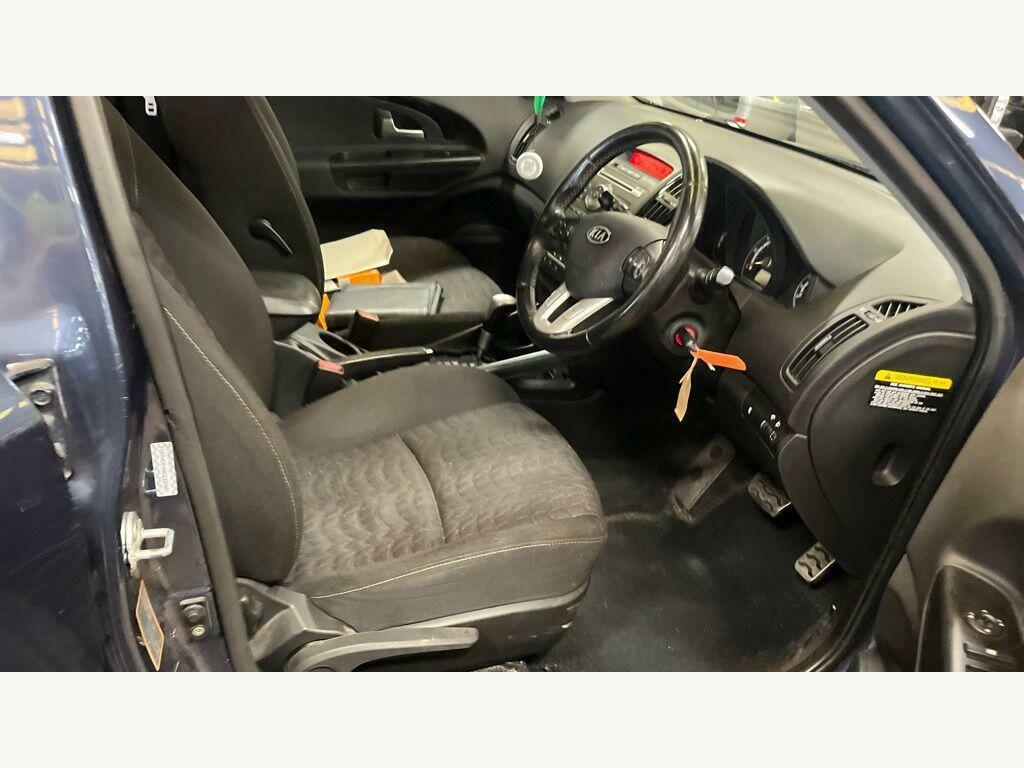 Kia Ceed 1.6 Crdi 3 Sports Wagon Euro 5 Blue #5