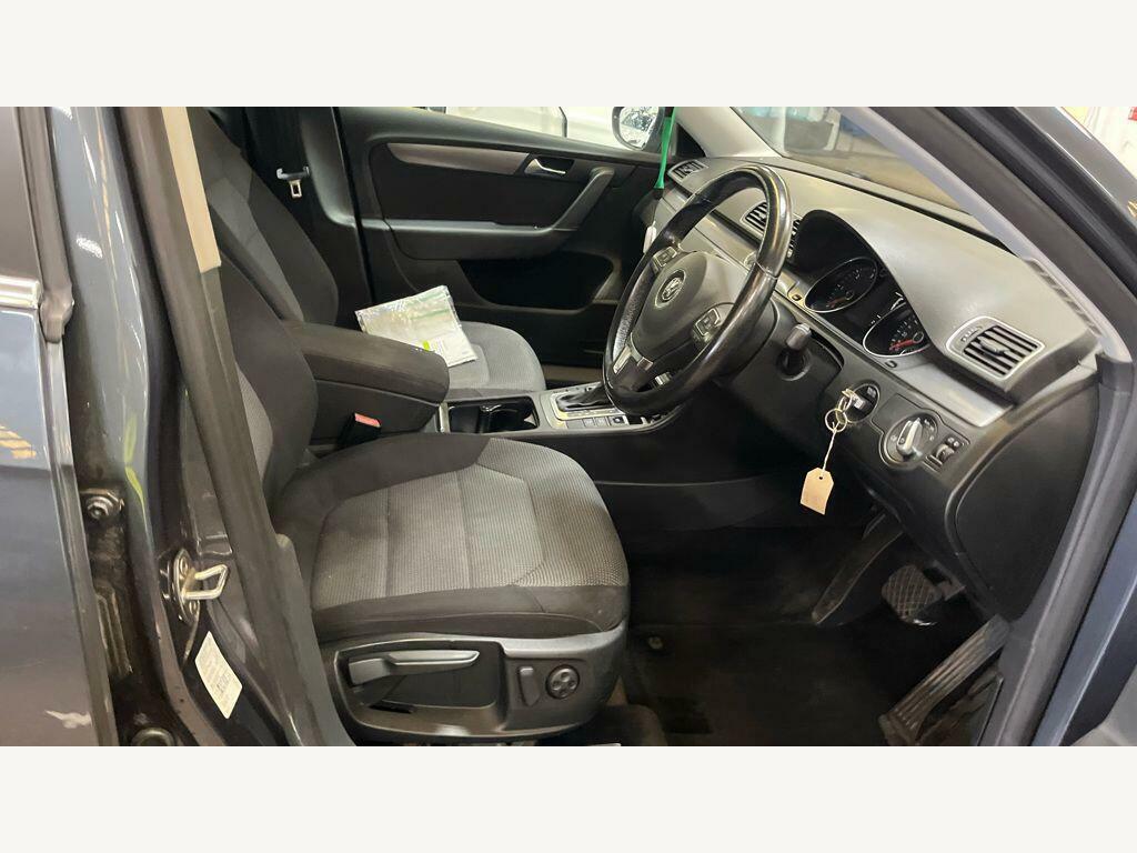 Volkswagen Passat 2.0 Tdi Bluemotion Tech Se Dsg Euro 5 Ss Grey #5