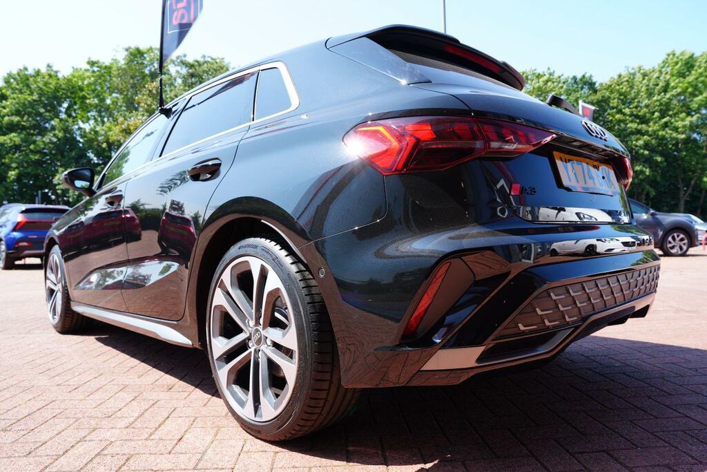 Audi A3 2.0 Tdi 35 S Line Sportback S Tronic Eu Black #4