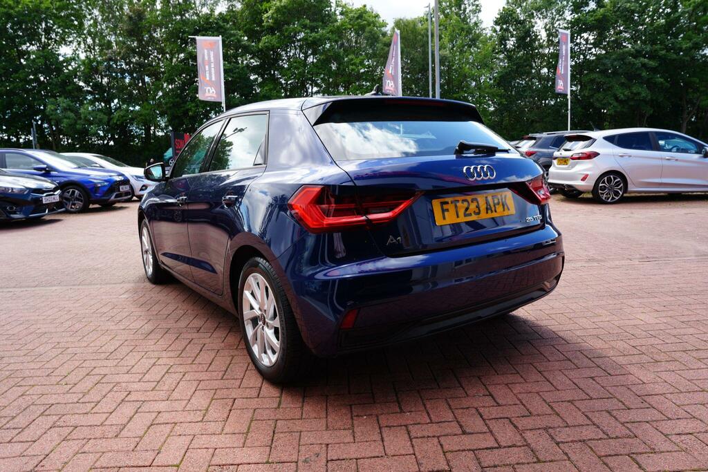 Audi A1 1.0 Tfsi 25 Sport Sportback S Tronic Eu Blue