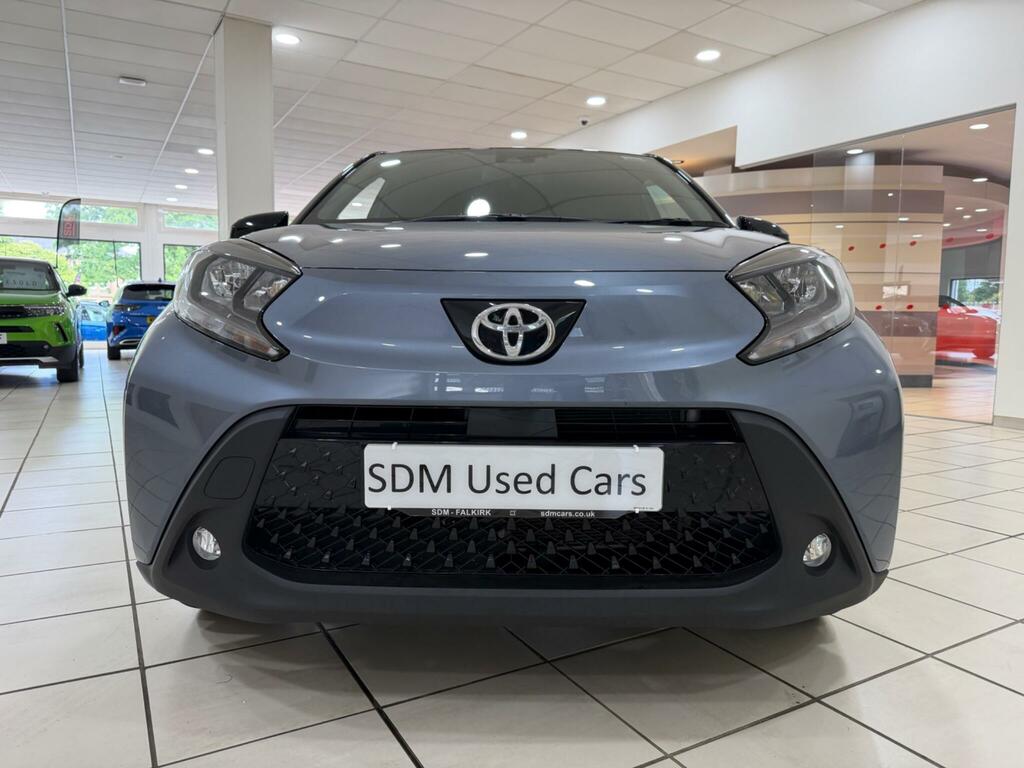 Toyota Aygo X 1.0 Vvt-i Edge Hatchback X-shift Euro 6 SG75BPE Grey #2