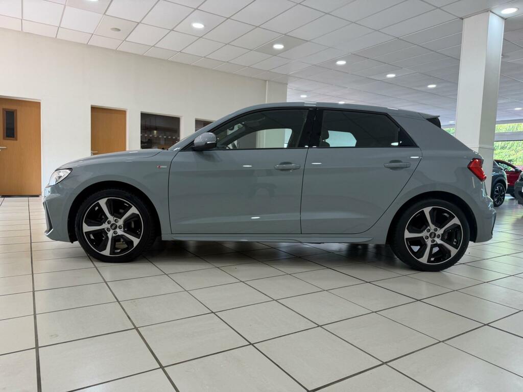 Audi A1 1.0 Tfsi 30 S Line Sportback S Tronic E CVZ7561 Grey #5
