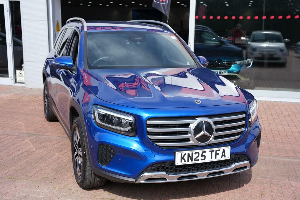Mercedes-Benz GLB Class 1.3 Glb200h Mhev Sport Executive Suv Blue #6