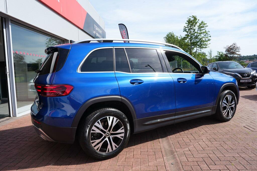 Mercedes-Benz GLB Class 1.3 Glb200h Mhev Sport Executive Suv Blue #2