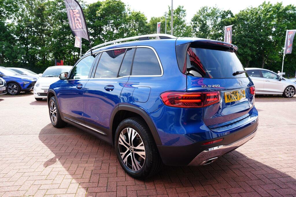 Mercedes-Benz GLB Class 1.3 Glb200h Mhev Sport Executive Suv Blue #5