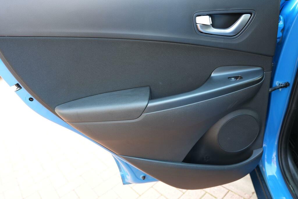 Hyundai Kona Automatic Black #46