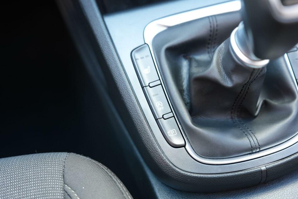 Hyundai Kona Automatic Black #28