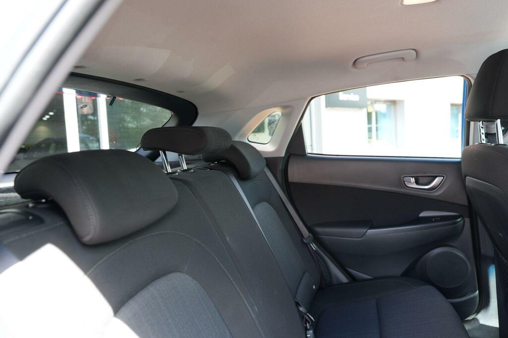 Hyundai Kona Automatic Black #30