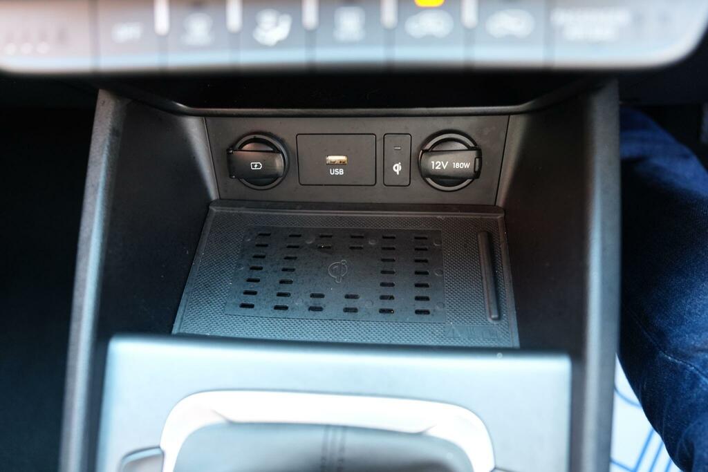 Hyundai Kona Automatic Black #41